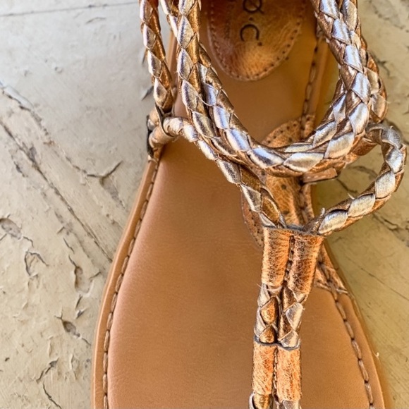 Born b.o.c. Bronze Gold Silver Strappy Braid Gladiator Sandals - Picture 6 of 8